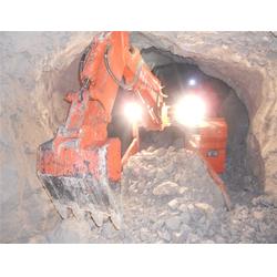 履帶式扒渣機(jī)的優(yōu)缺點(diǎn) 蘭州扒渣機(jī) 永利通 查看