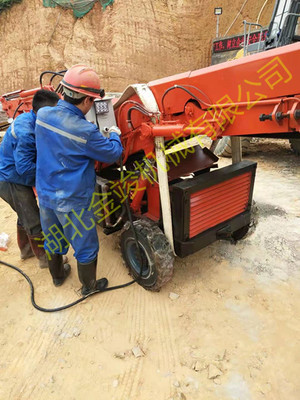 專利筑基石，品牌塑未來 創新驅動下扒渣機制造企業的生存與發展之道